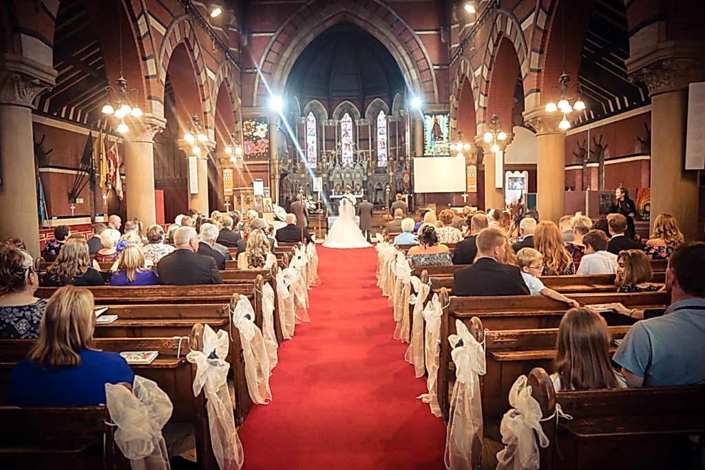 wedding photographer photography liverpool north west southport merseyside cheshire natural style ceremony