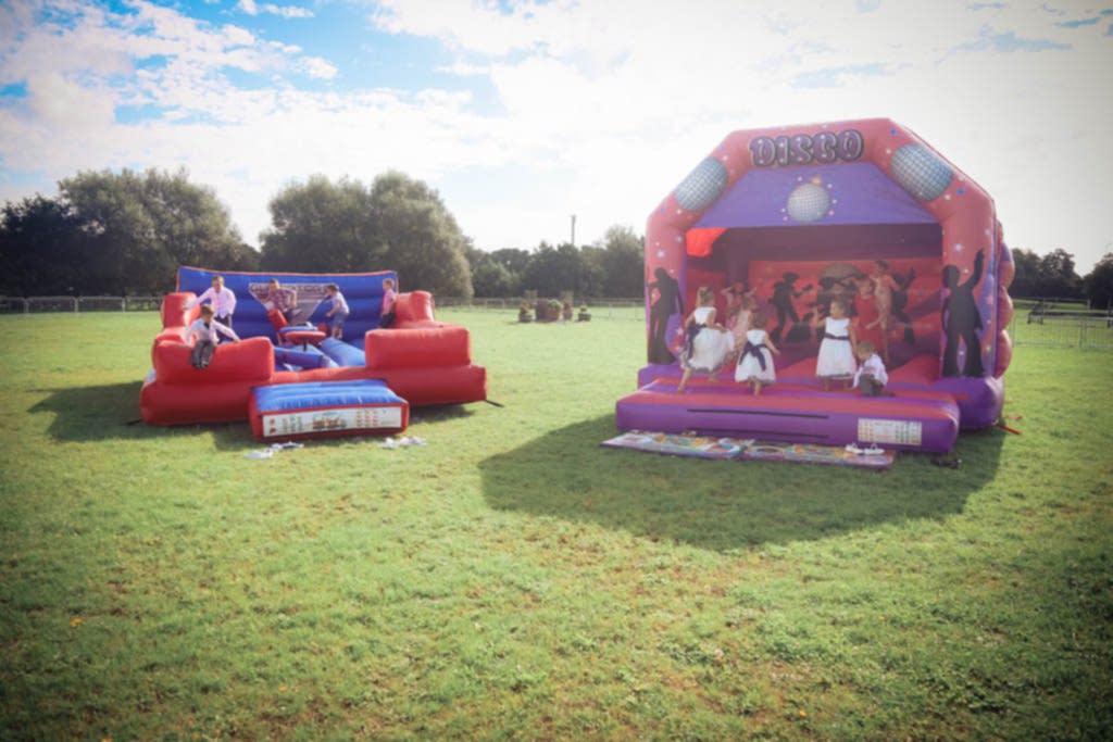 wedding photographer photography liverpool north west southport merseyside cheshire natural style love bouncy castles