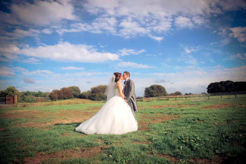 wedding photographer photography liverpool north west southport merseyside cheshire natural style love family warren farm formby field sky kiss