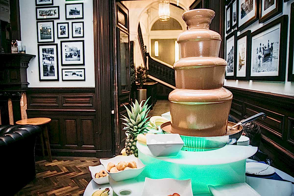 chocolate fountain
