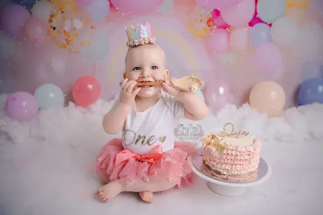 What a gorgeous and happy little gal getting ready to celebrate her first birthday this week! 🎂🎉 @kaylacashin13 

Please get in touch if your baby is turning one this spring/summer, cake smashes are such a fun way to celebrate and remember this milestone in their lives! Everything is provided, just bring a happy baby 🥰

All packages can be found on the website under cake smashes 🎂

Cake by @thecakefactoryliverpool

#cakesmashliverpool #cakesmashphotographerliverpool #cakesmashphotos #rainbowfirstbirthday #liverpoolbabyphotographer
